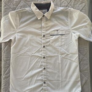 Youth Short Sleeve Button-Up Shirt – Size 14/16
